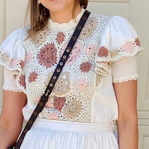 Celiab linen and crochet top size S EUC